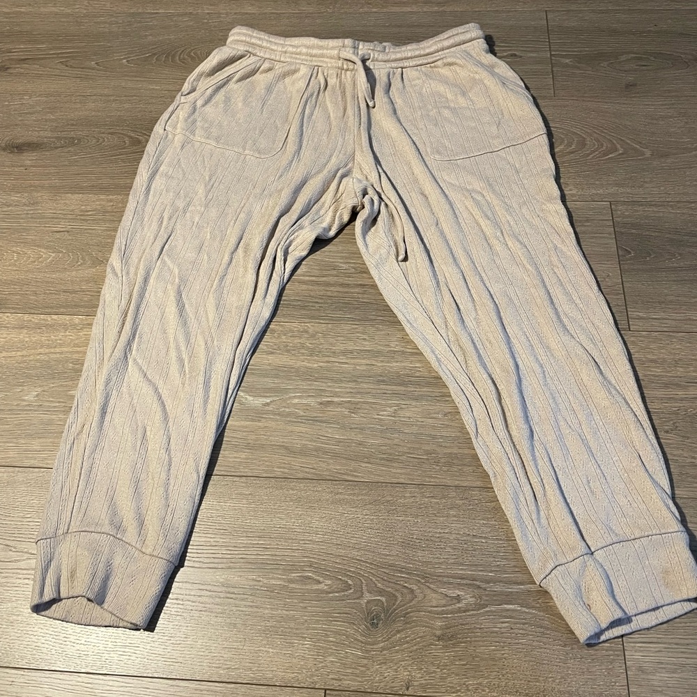 LOVE BY GAP SWEATPANTS. Minor stain on right leg but SUPER COMFY. Size M!
